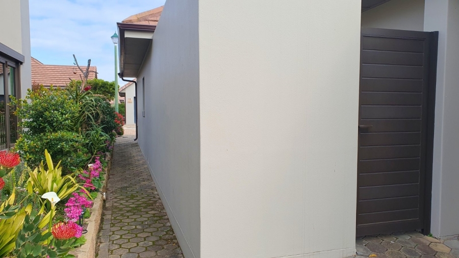 3 Bedroom Property for Sale in Dana Bay Western Cape